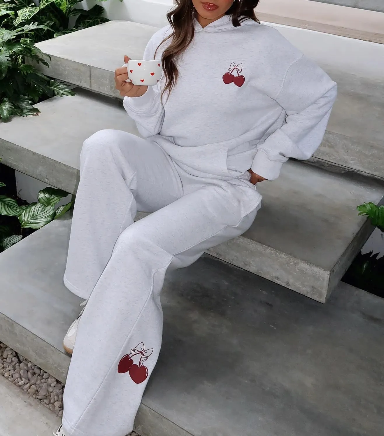 Aonoapll Bow Hoodie Sweatsuit Set for Women Oversized Hooded Sweatshirt Sweatpants Bow Print Matching 2 Piece Sweat Sets