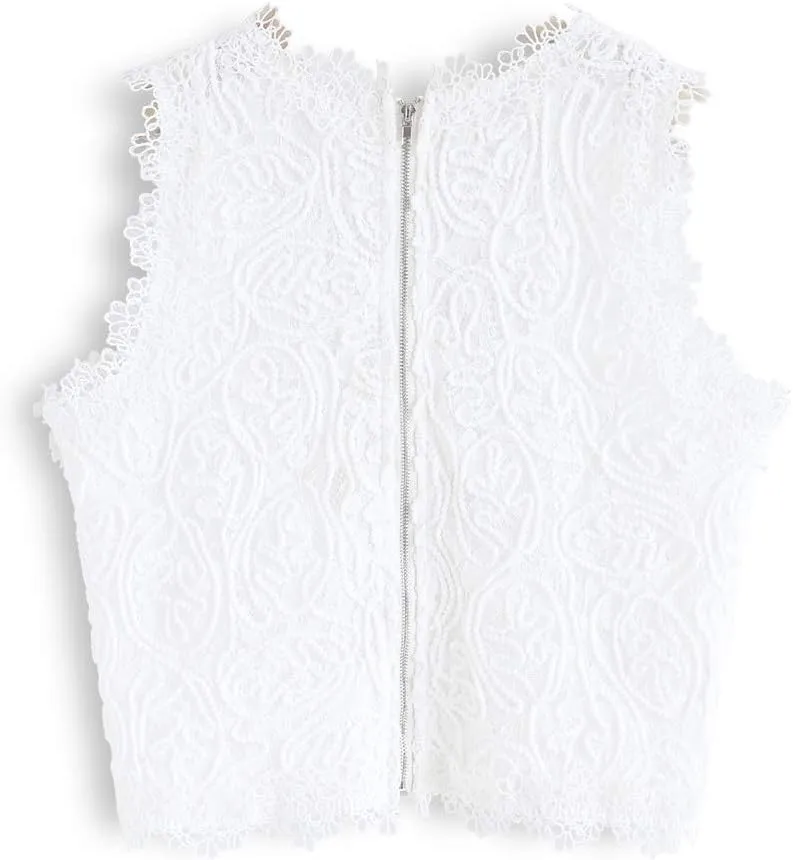 CHICWISH Women's White/Black Diva Full Lace Crochet Round Neck Sleeveless Crop Top