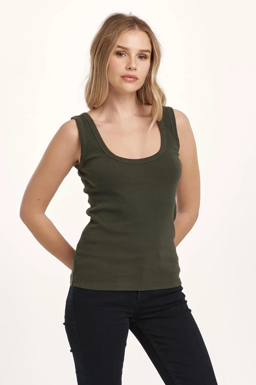 DEAR JOHN Paula Scoop Neck Sleeveless Women's Tank Top Fitted Knit