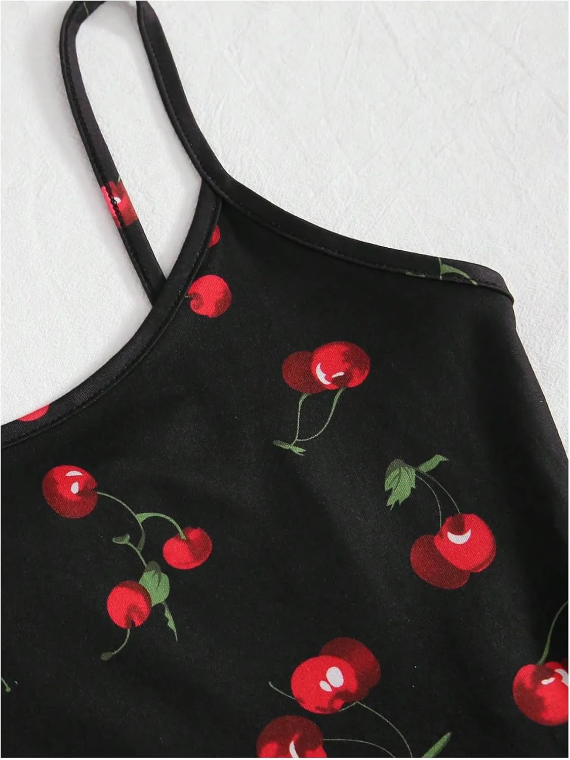Floerns Women's Printed Camisole Spaghetti Strap Contrast Binding Crop Cami Top
