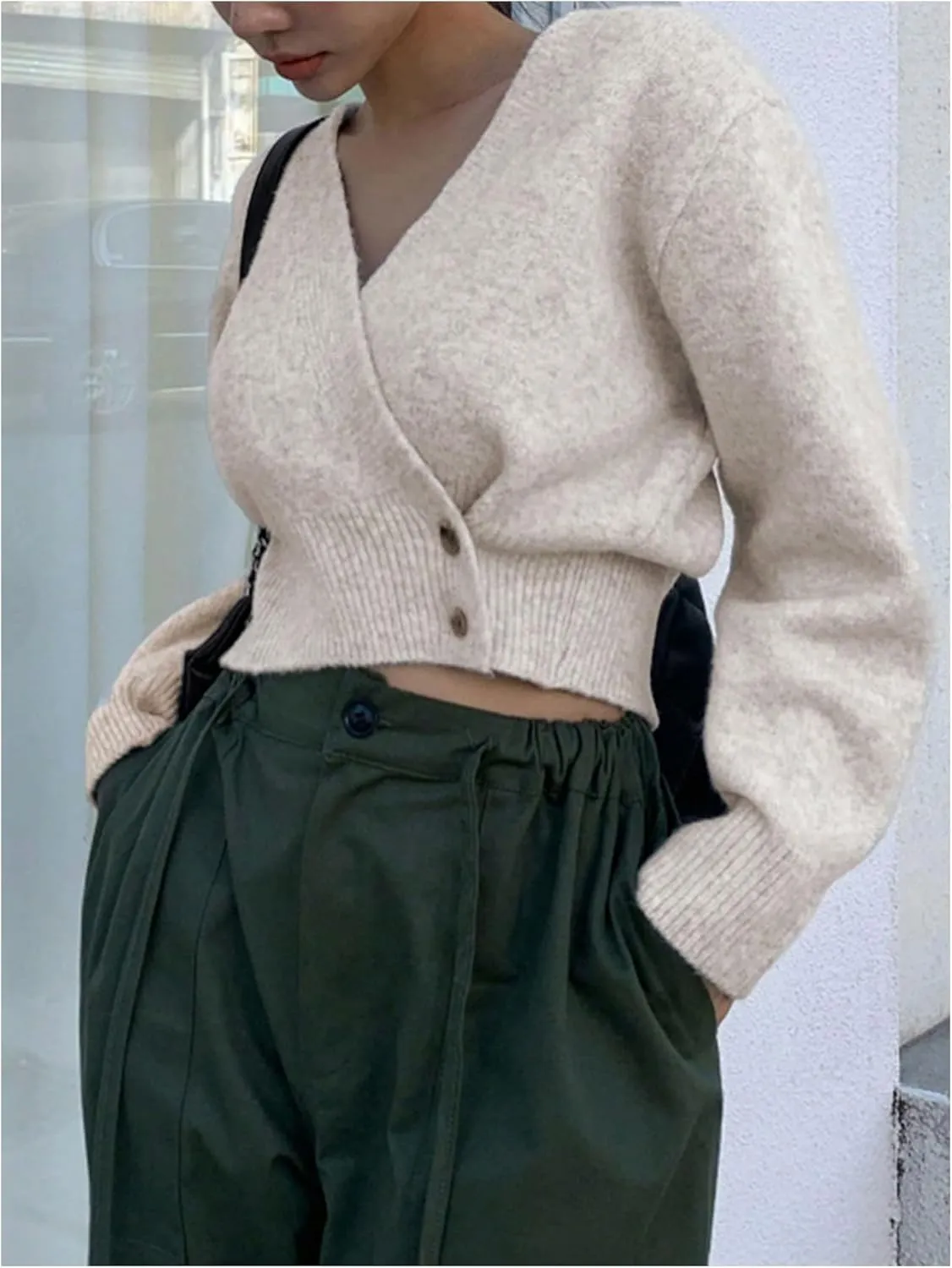 WDIRARA Women's Wrap V Neck Sweater Button Front Long Sleeve Crop Knitted Top